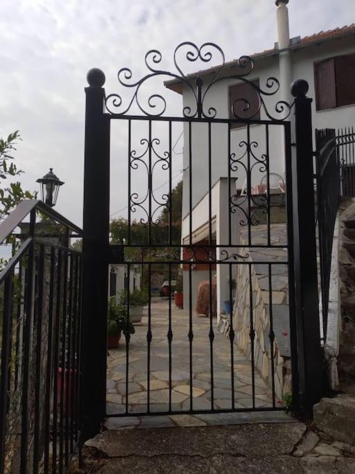 Athena'S Guest House Stagiates Exterior foto